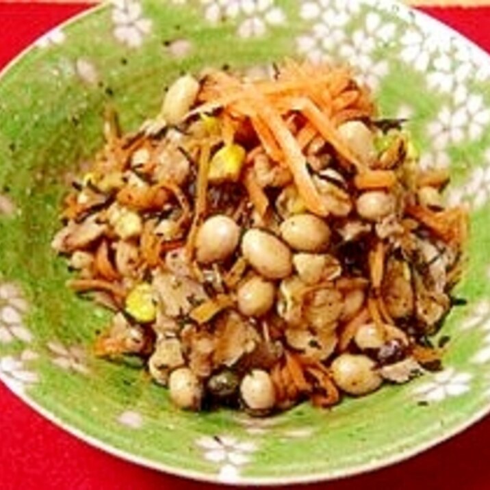 御飯が進む✿胡桃と大豆のひじき煮✿